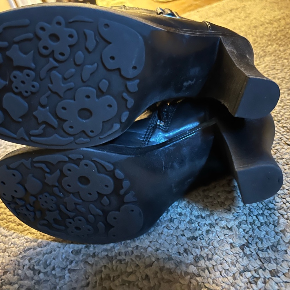 Womens boots